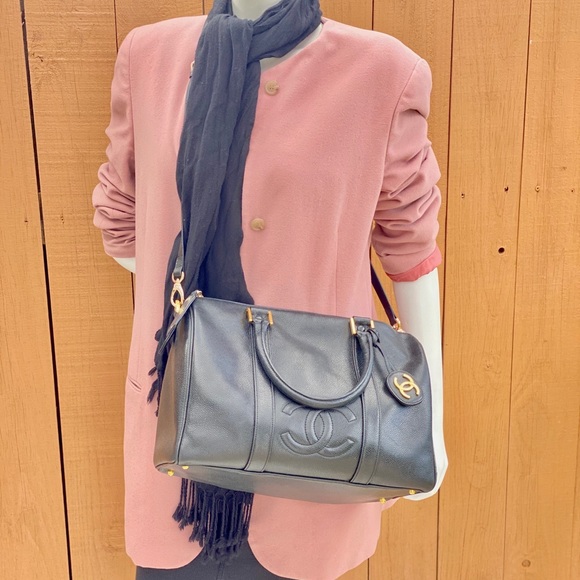 🚫SOLD🚫Authentic Chanel Caviar Vintage Boston Bag - Picture 1 of 13